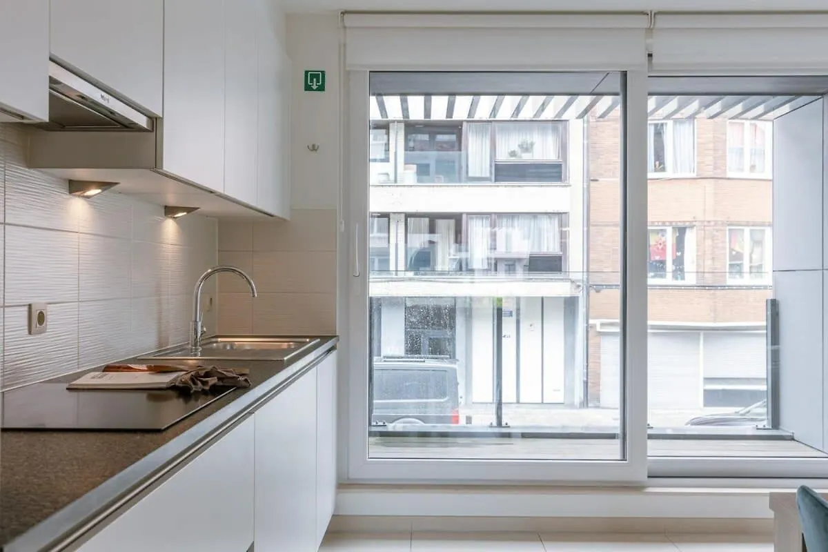 Huswell - Bright Duplexapartment Ostend 0*,  Belgium